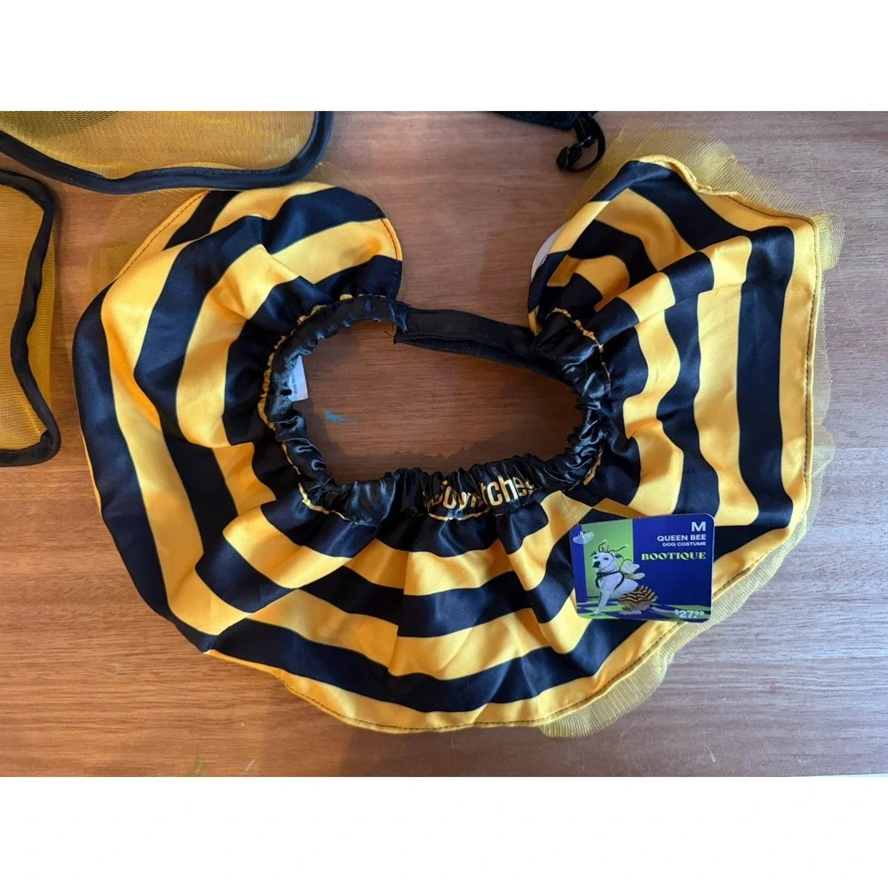 Bootique Queen Bee Dog Costume – Size M (16–18